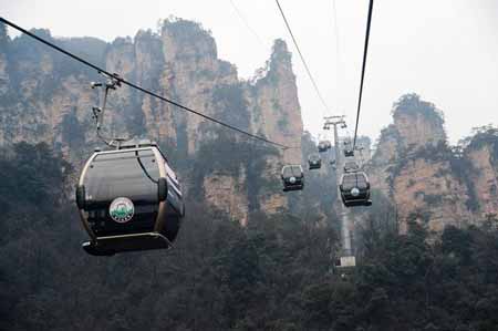 張家界森林公園、天子山、袁家界、大峽谷、玻璃橋2天1晚游